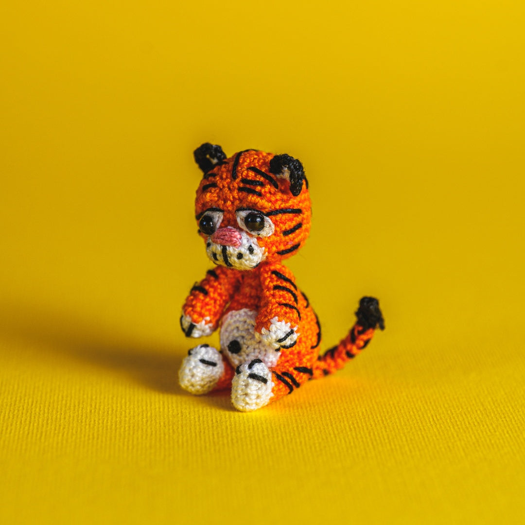 Cute Mini Tiger Pattern